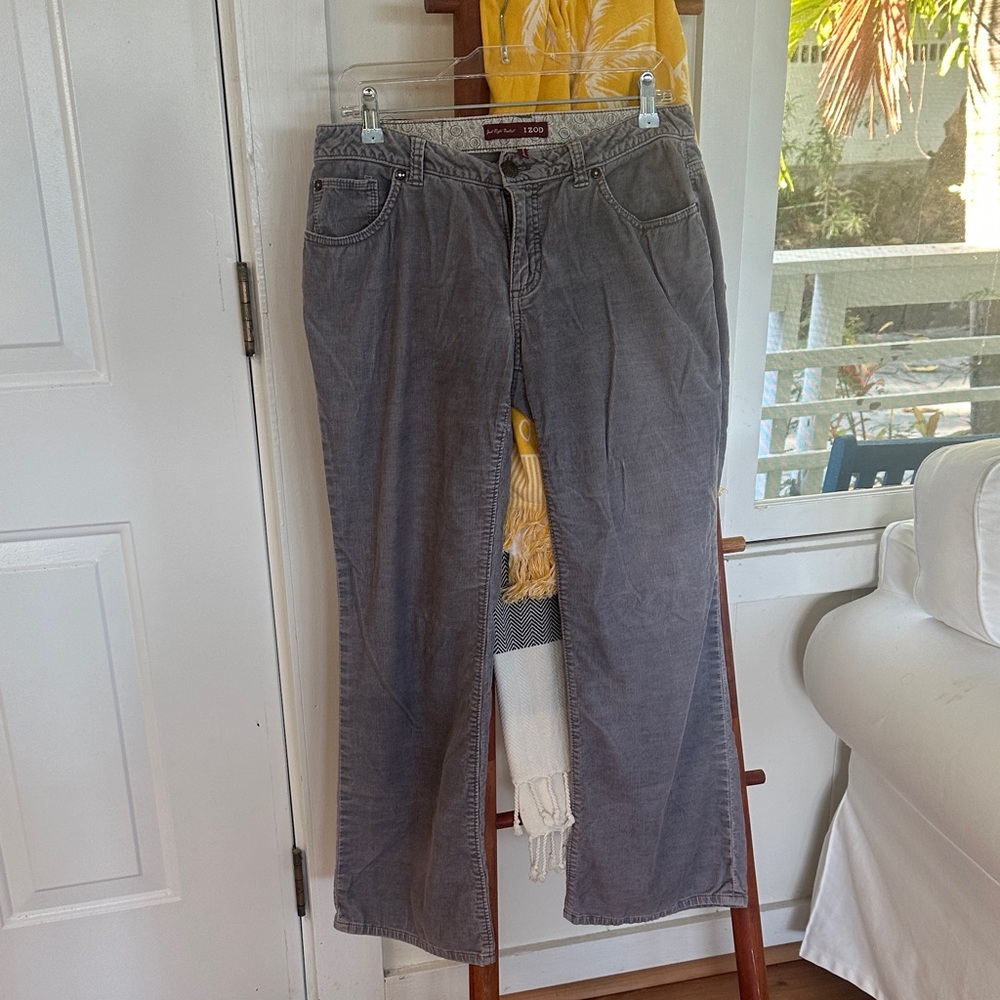 Izod Women's Straight Leg pants in Charcoal